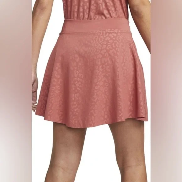 NIKE Women's Dri-fit Club Long Golf Skirt In Red
Size M DO6781-691 size M - Picture 2 of 3